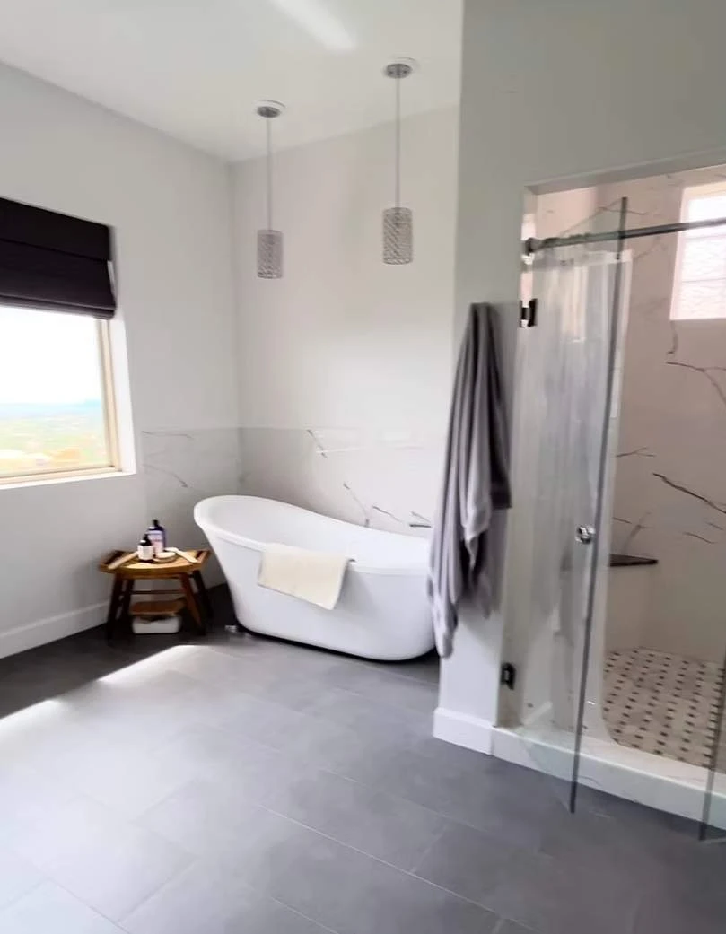 Bathroom gallery 2